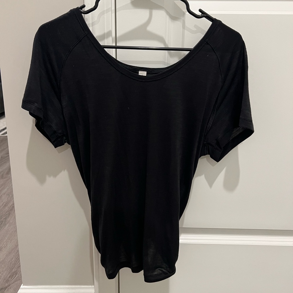 Lululemon top